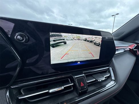 Used 2024 Chevrolet TrailBlazer RS image 17