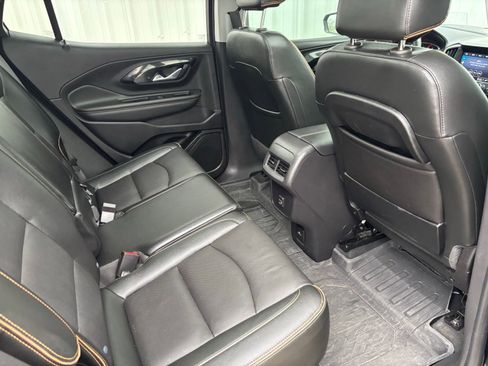 Used 2024 GMC Terrain AT4 w/ Infotainment Package II image 35