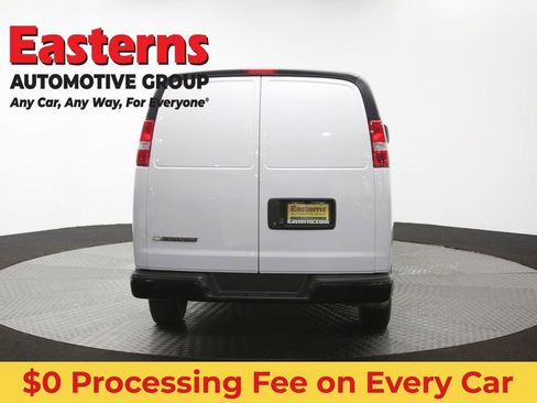 Used 2021 Chevrolet Express 2500 RWD image 30