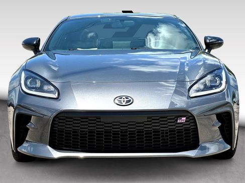 Used 2024 Toyota GR86 Premium RWD image 2