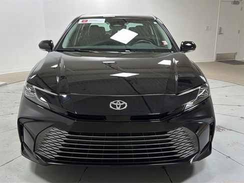 Certified 2025 Toyota Camry XLE image 2