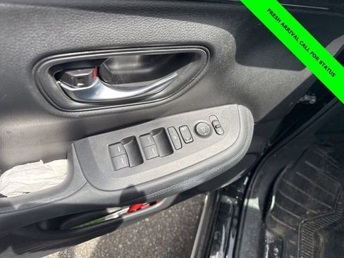 Used 2023 Honda HR-V LX image 15