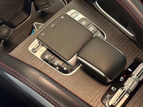 Used 2022 Mercedes-Benz GLE 53 AMG GLE 53 AMG image 33