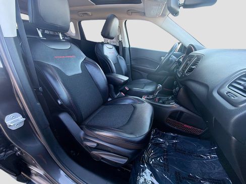 Used 2019 Jeep Compass Trailhawk w/ Safety & Security Group AWD/4WD image 31
