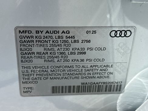 Used 2025 Audi Q5 2.0T Premium w/ Convenience Plus Package AWD/4WD image 28