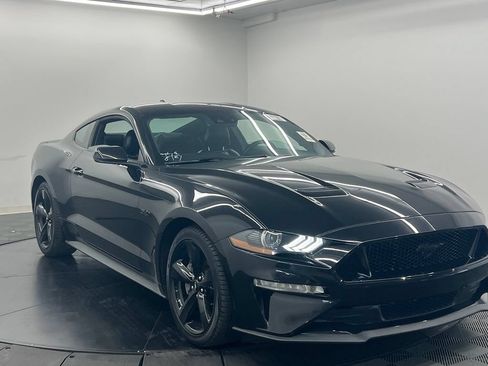 Used 2021 Ford Mustang GT Premium w/ Equipment Group 401A RWD image 3