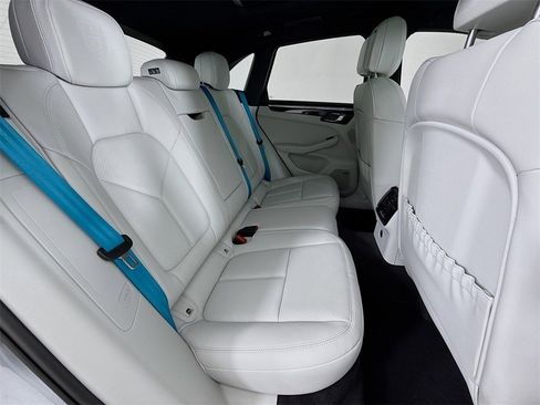 New 2026 Porsche Macan Turbo image 30