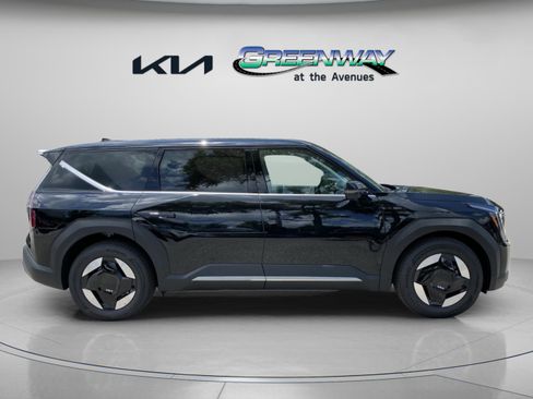 New 2026 Kia EV9 Light image 5