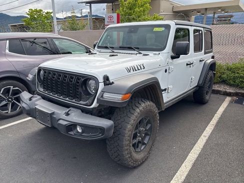 Used 2024 Jeep Wrangler Unlimited Sport AWD/4WD image 4