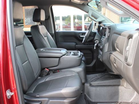Used 2020 Chevrolet Silverado 1500 Custom w/ Custom Value Package AWD/4WD image 42