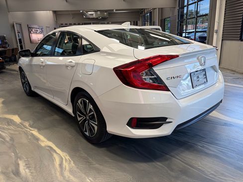 Used 2018 Honda Civic EX-L image 31