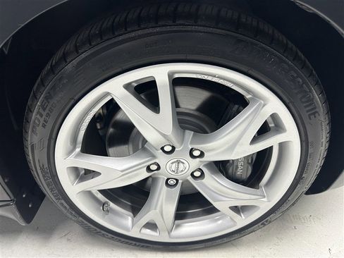 Used 2011 Nissan 370Z Coupe w/ Sport Pkg RWD image 12