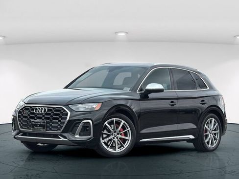 Used 2023 Audi SQ5 Premium Plus w/ Premium Plus Package AWD/4WD image 2