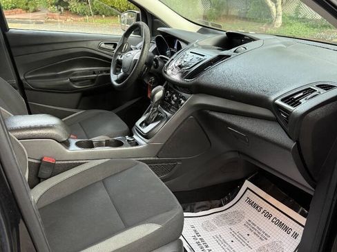 Used 2014 Ford Escape S FWD image 16