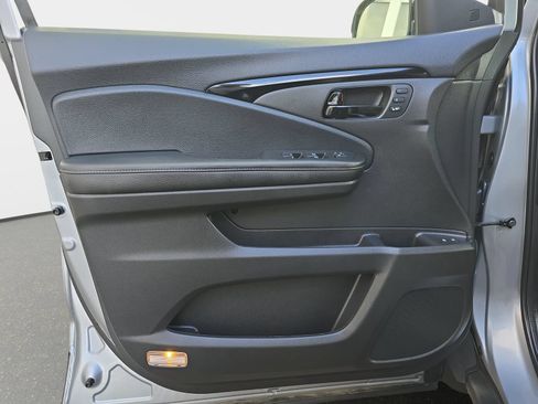Certified 2022 Honda Passport Elite image 29