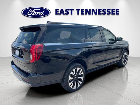 Used 2025 Ford Expedition Max Platinum w/ Driver's Package AWD/4WD image 3