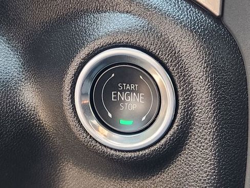 Certified 2025 Chevrolet Silverado 1500 Custom image 22