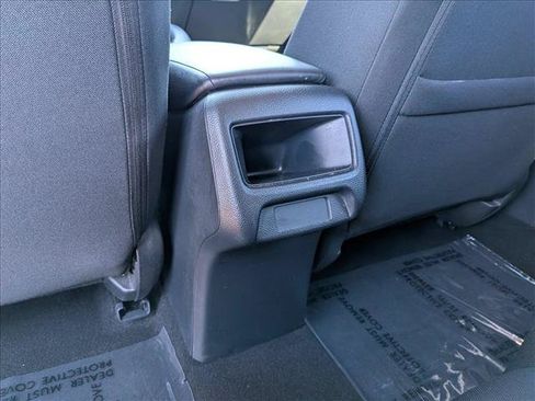 Used 2023 Honda HR-V LX image 24