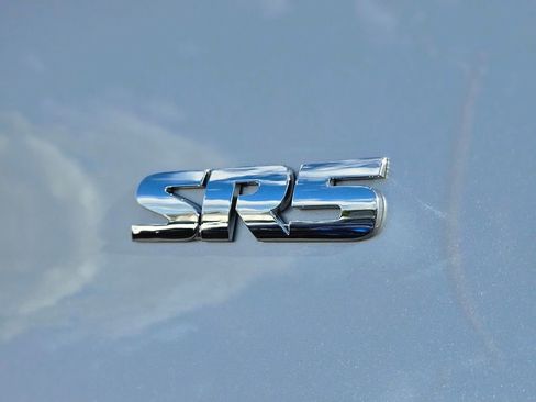 Used 2019 Toyota 4Runner SR5 AWD/4WD image 9