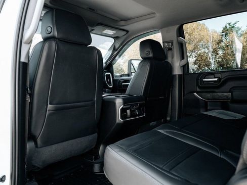 Used 2023 GMC Sierra 3500 Denali w/ Denali Ultimate Package AWD/4WD image 45