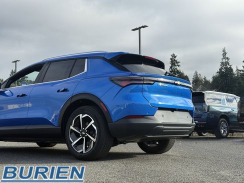 New 2026 Chevrolet Equinox EV LT image 42