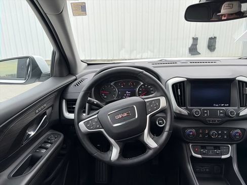 Used 2023 GMC Terrain SLT FWD image 13