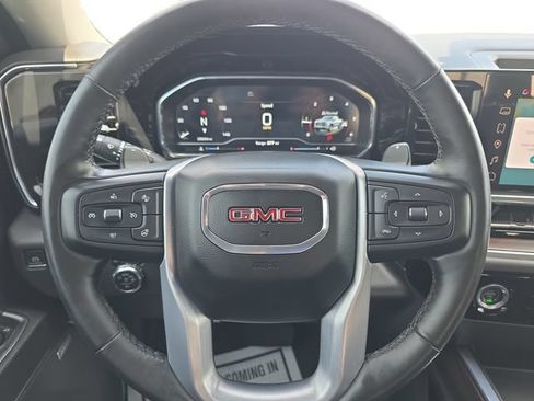 Used 2023 GMC Sierra 1500 SLT w/ SLT Convenience Package AWD/4WD image 13