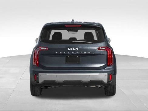 Used 2024 Kia Telluride LX FWD image 40