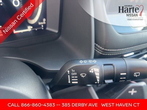 Certified 2025 Nissan Rogue SL image 41