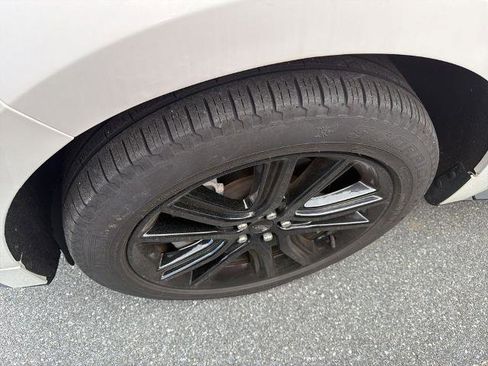 Certified 2022 Ford Edge ST-Line AWD/4WD image 4