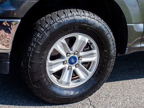 Certified 2018 Ford F150 XLT AWD/4WD image 5