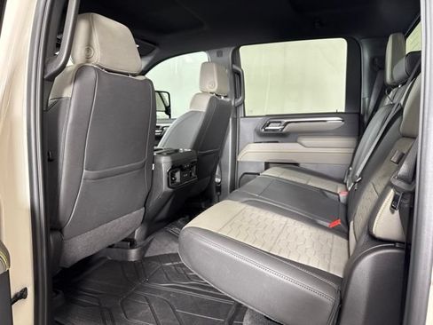 Used 2026 Chevrolet Silverado 2500 ZR2 AWD/4WD image 12