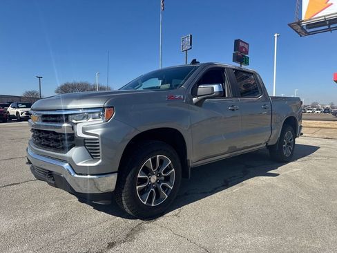 New 2026 Chevrolet Silverado 1500 LT image 2