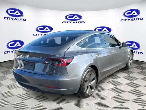 Used 2019 Tesla Model 3 Standard Range Plus image 3