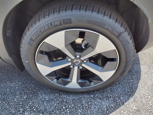 New 2025 Volvo XC40 B5 Plus w/ Protection Package Premier image 7