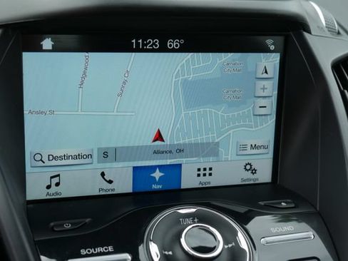 Used 2018 Ford Escape Titanium FWD image 3