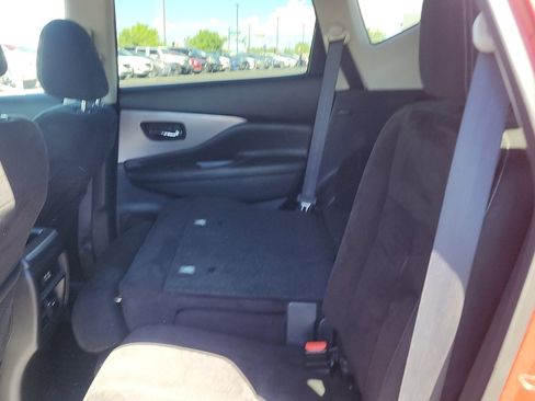 Used 2019 Nissan Murano S AWD/4WD image 12