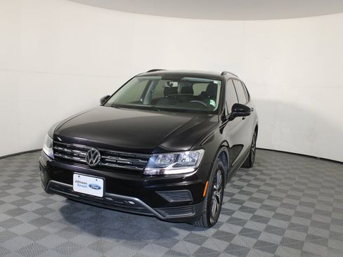Used 2021 Volkswagen Tiguan S image 4