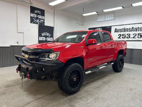 Used 2016 Chevrolet Colorado Z71 AWD/4WD image 3