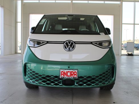 New 2025 Volkswagen ID. Buzz 1st Edition image 7