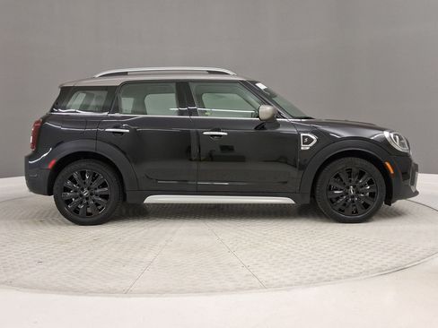 Used 2024 MINI Cooper Countryman S FWD image 6