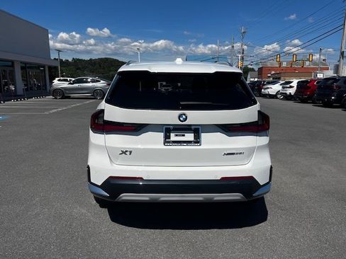 New 2026 BMW X1 xDrive28i w/ Technology Package image 5