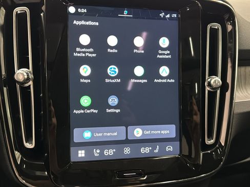 New 2026 Volvo XC40 B5 Ultra w/ Protection Package Premier image 17