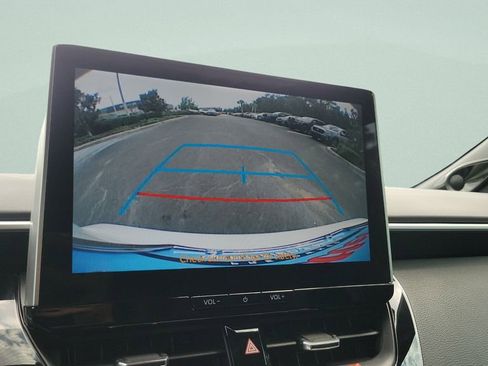 Used 2025 Toyota Corolla XSE FWD image 17