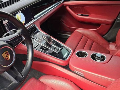 Used 2021 Porsche Panamera 4S image 22