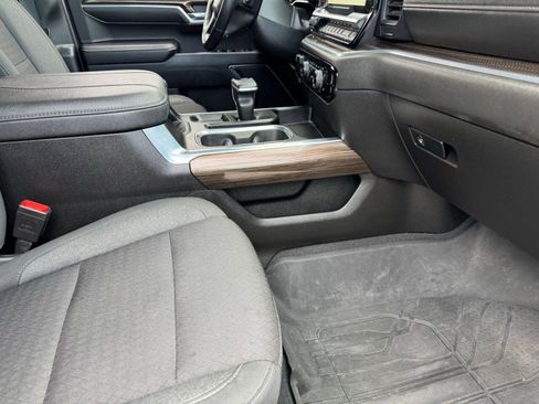 Used 2023 Chevrolet Silverado 1500 RST w/ Rally Edition AWD/4WD image 17