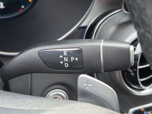 Used 2022 Mercedes-Benz GLC 300 4MATIC image 18