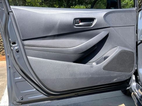 Used 2024 Toyota Corolla LE w/ LE Convenience Package image 21