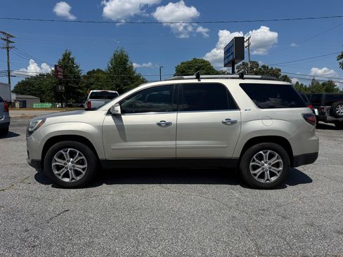 Used 2013 GMC Acadia SLT FWD image 4