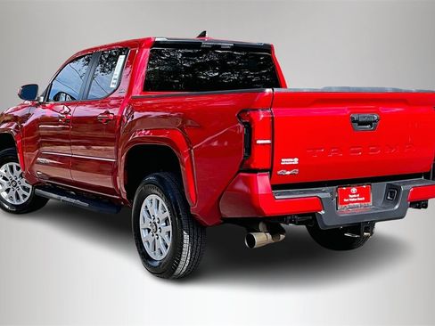 Used 2024 Toyota Tacoma SR5 image 4